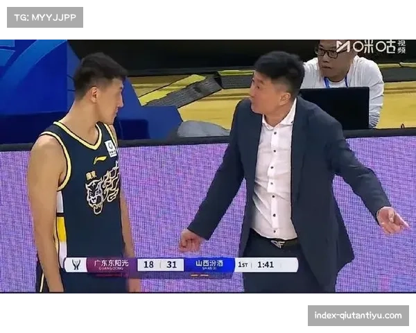 广东东阳光杜锋尝试阵容轮换 徐杰球权减少引发战术讨论